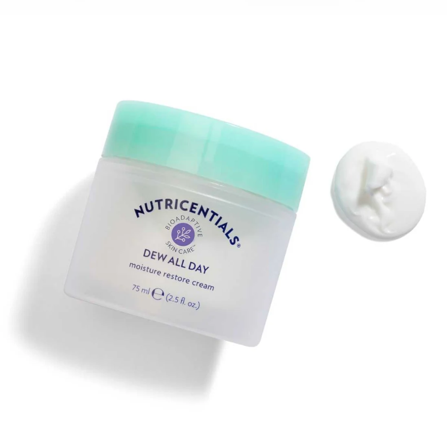 Nu Skin NutricentialsDEW All Day Moisture Restore Cream mit Konsitenz von Nuskin Nu Skin NutricentialsDEW All Day Moisture Restore Cream mit Konsitenz von Nuskin