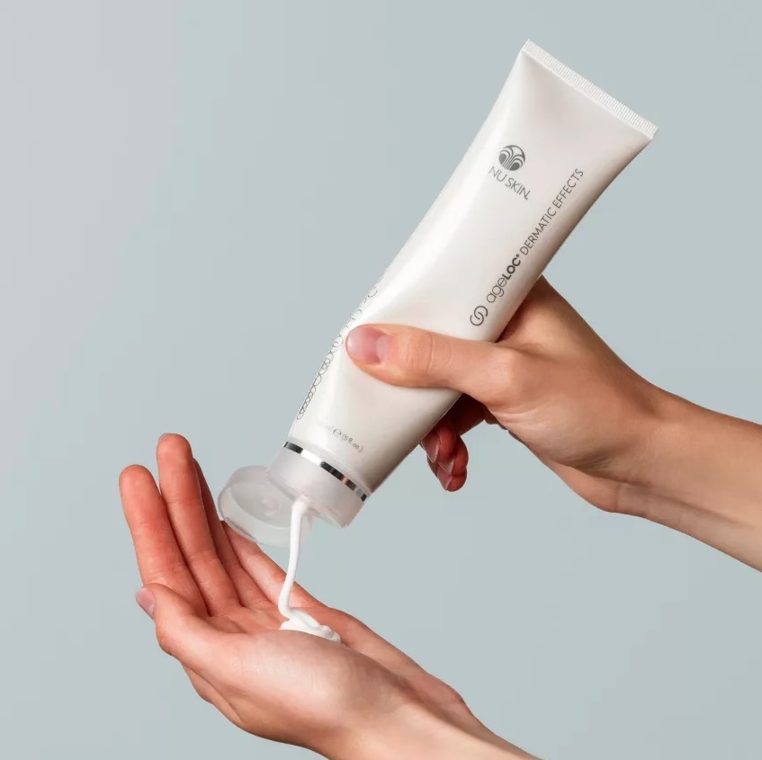 Nuskin ageloc Dermatic Effects Körperlotion von Nuskin Konsitenz Nuskin ageloc Dermatic Effects Körperlotion von Nuskin Konsitenz