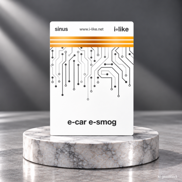 I Like E Car und E Smog Karte fürs Auto auf Sockel I Like E Car und E Smog Karte fürs Auto auf Sockel